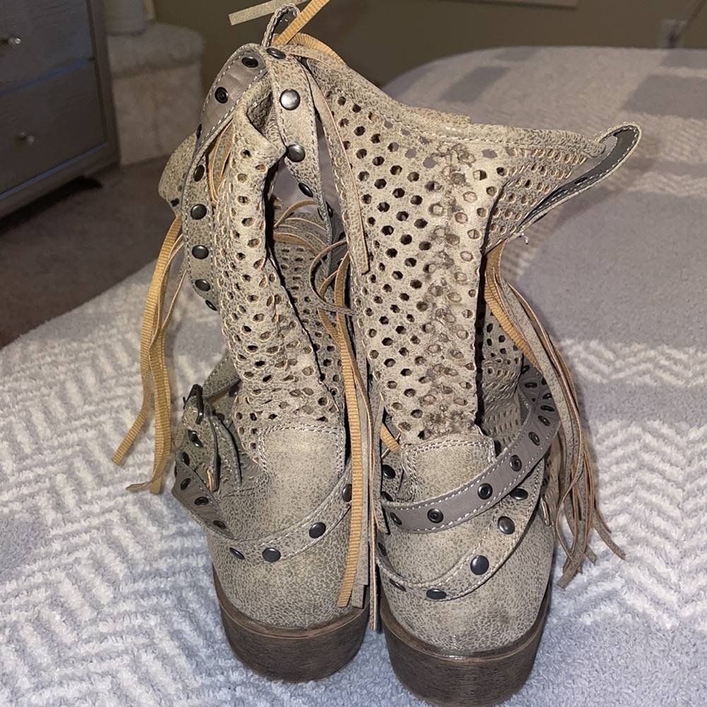 Lasso boots - Picture 2 of 3